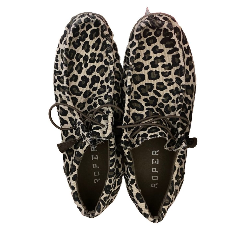 Roper Women’s Chillin Leopard Chukka Flats, Size 8